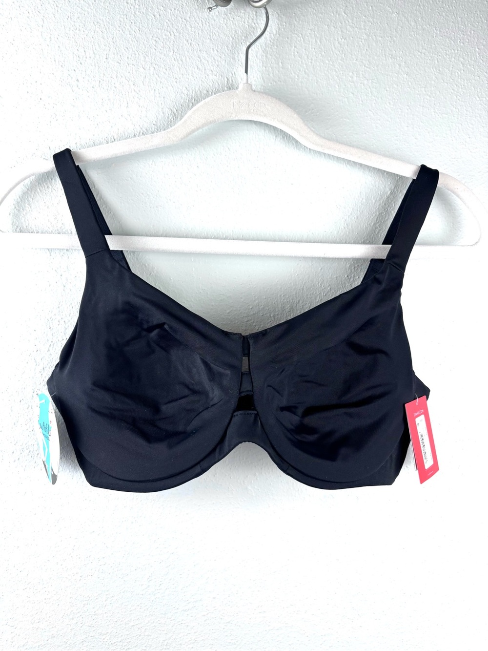 NWT Spanx Low Profile Minimizer Bra in Very Black, 34DD